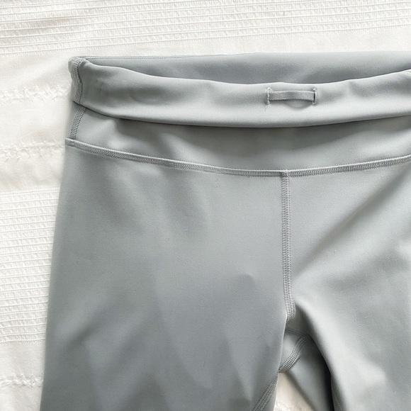 LULULEMON WUNDER TRAIN BABY BLUE HIGH RISE DRAWSTRING ANKLE CUT LEGGINGS - 10 - Picture 7 of 8